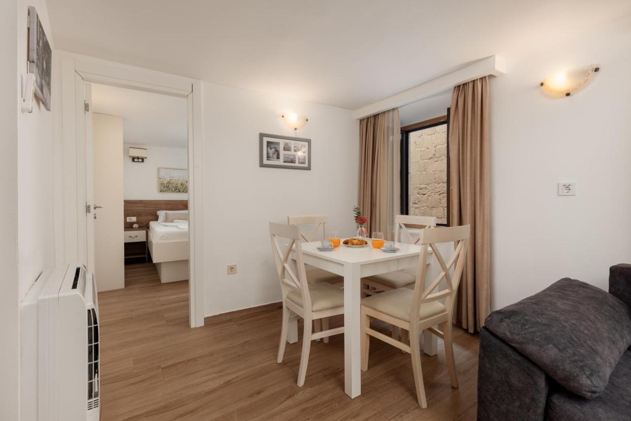 Apartment Amigo Old Town Котор Екстериор снимка